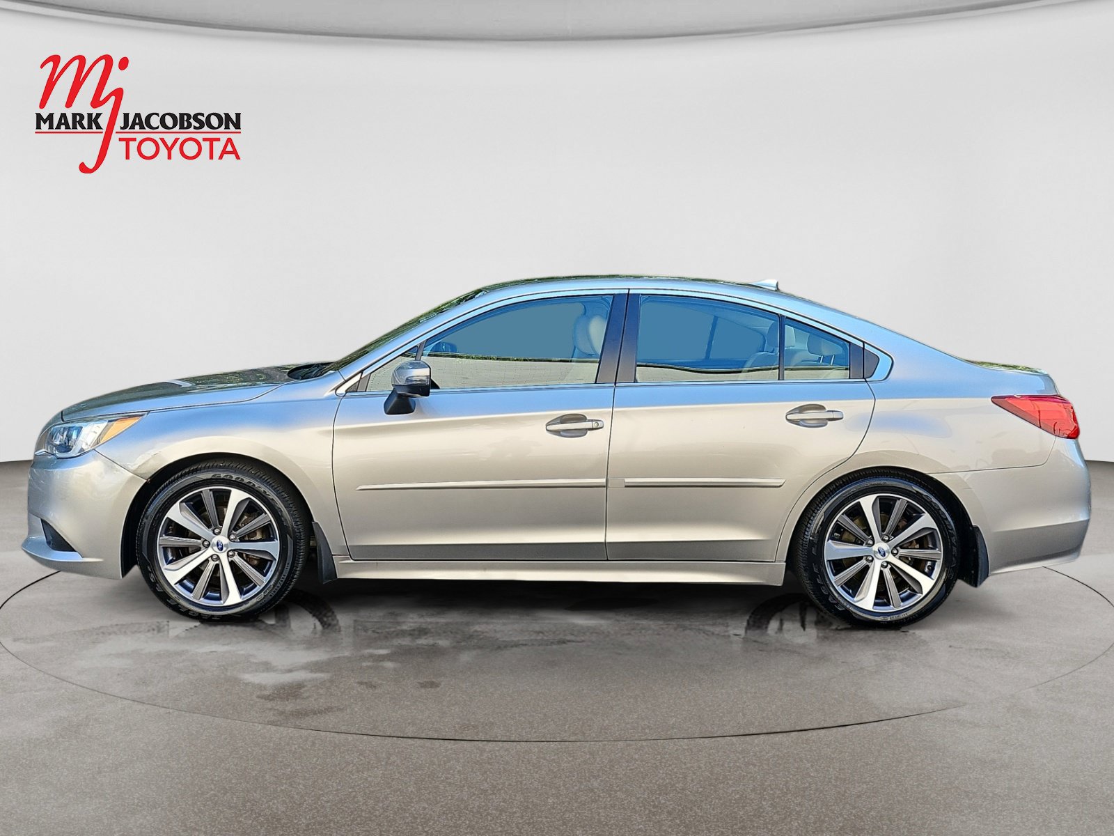 Used 2016 Subaru Legacy 2.5i Limited AWD/4WD image 14