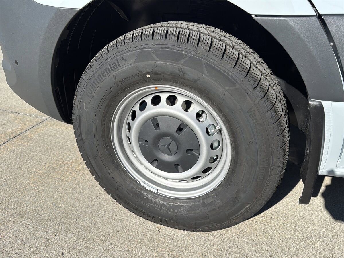 New 2026 Mercedes-Benz Sprinter 2500 image 9