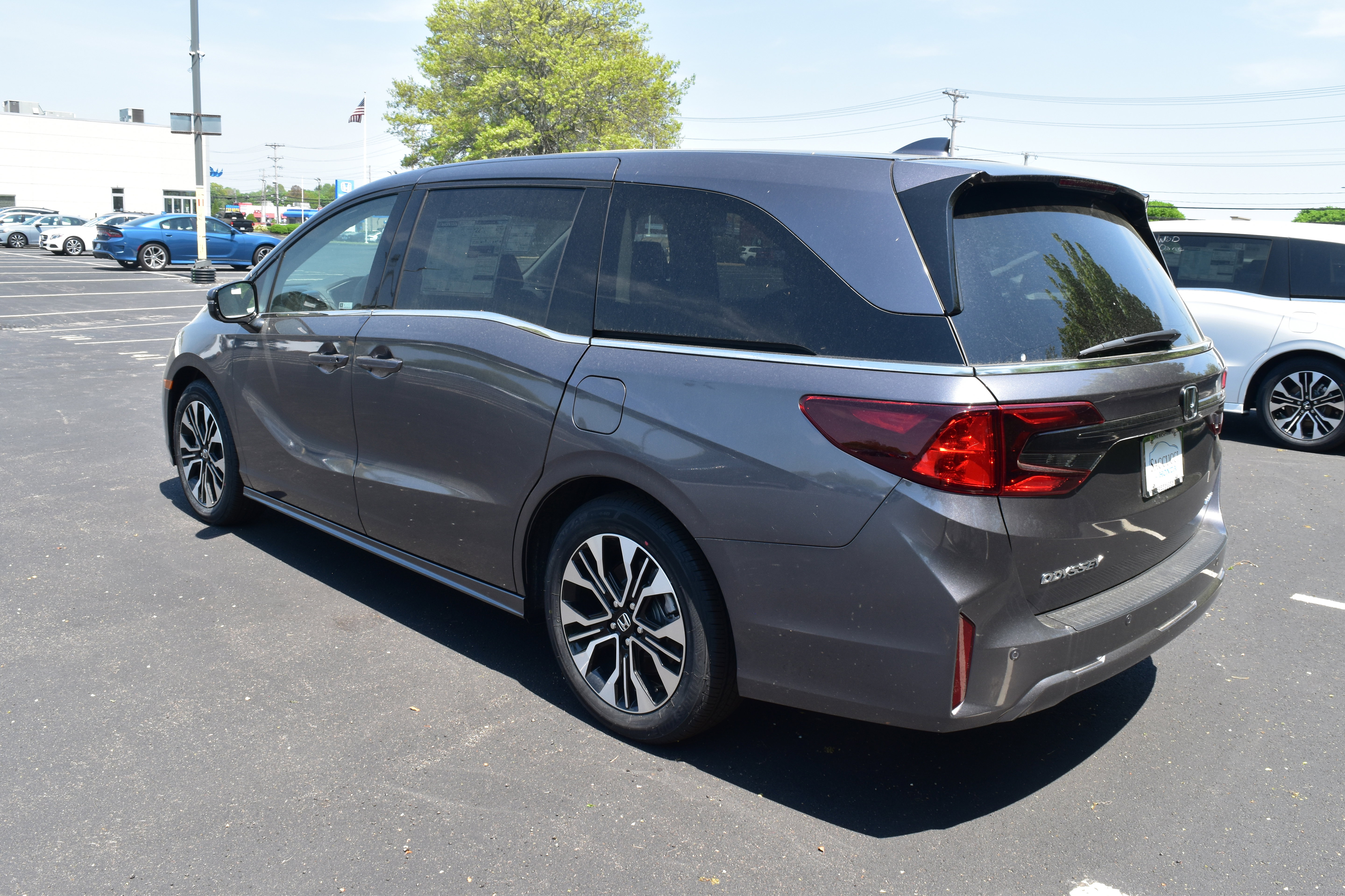 New 2026 Honda Odyssey Elite image 4