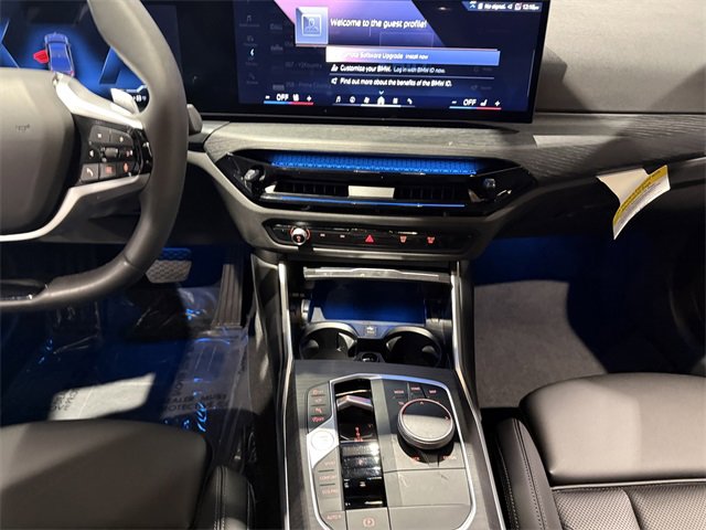 Used 2025 BMW 330i xDrive Sedan w/ Convenience Package image 13