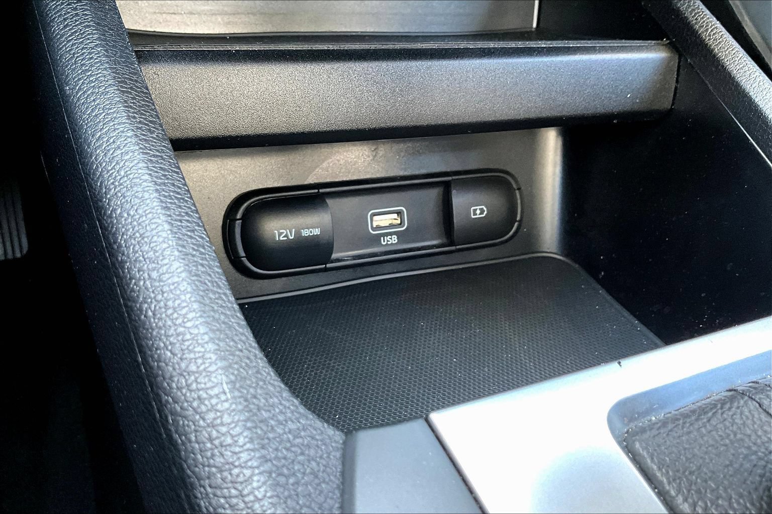 Used 2024 Kia Forte LXS FWD image 18