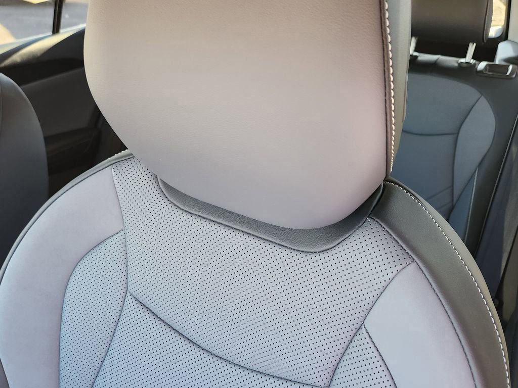 New 2026 Volkswagen Tiguan SE image 5