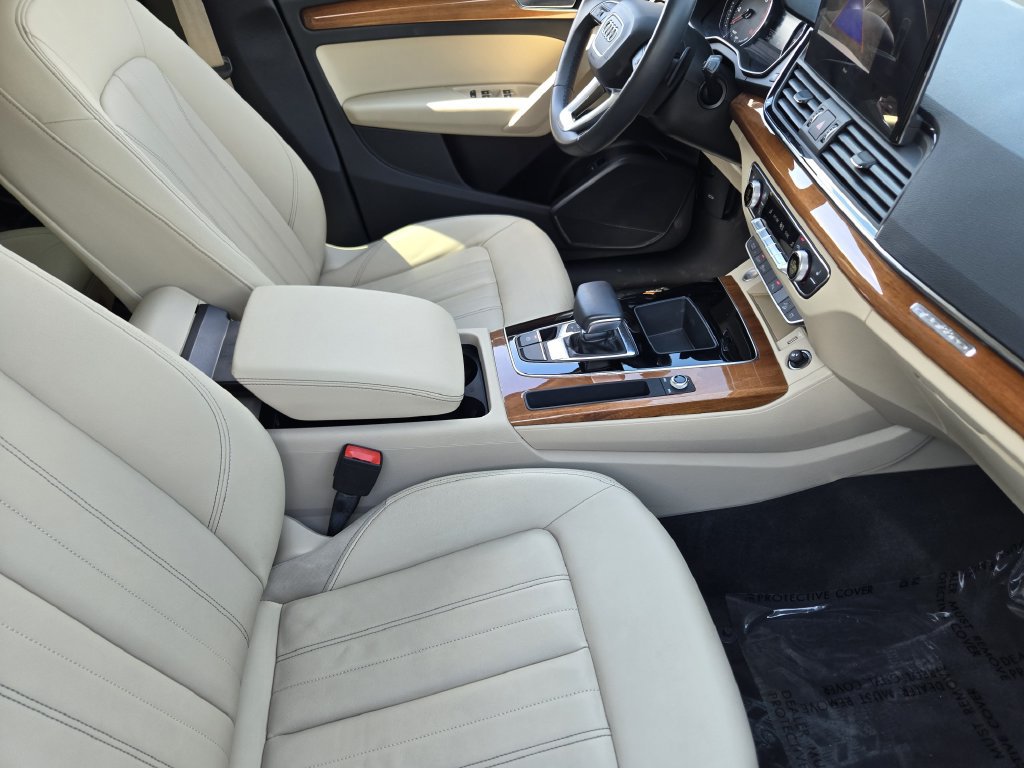 Certified 2023 Audi Q5 2.0T Premium w/ Convenience Package AWD/4WD image 18