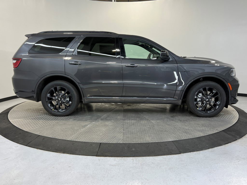 New 2025 Dodge Durango R/T w/ Blacktop Package image 2