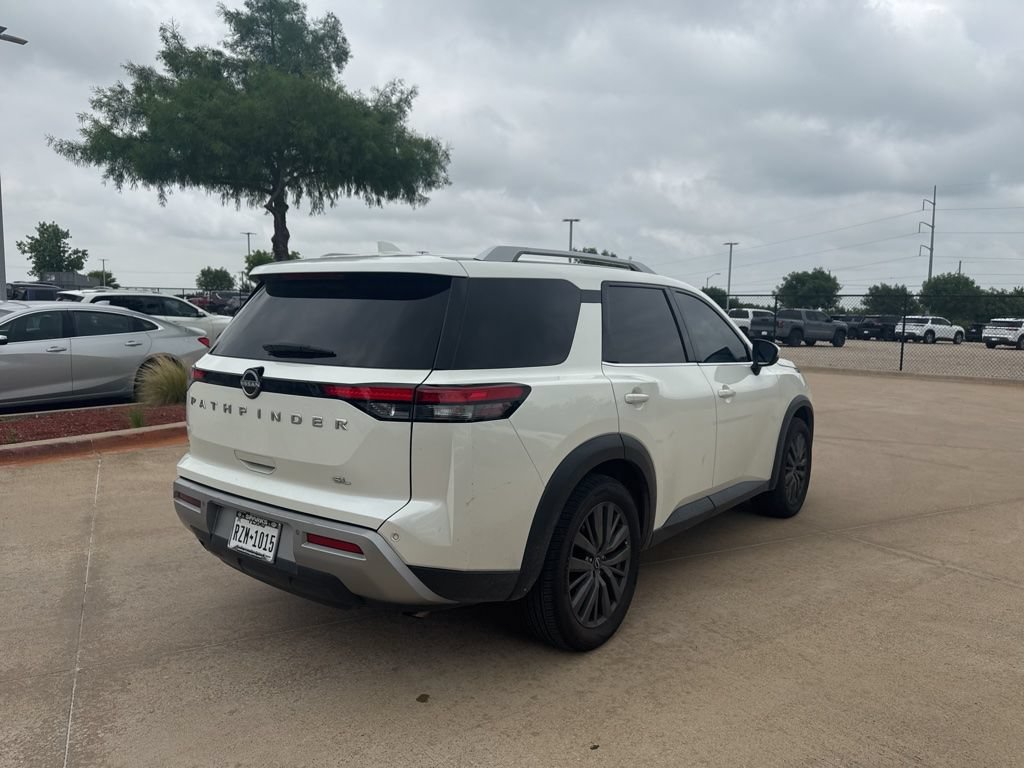 Certified 2022 Nissan Pathfinder SL w/ SL Premium Package FWD image 6