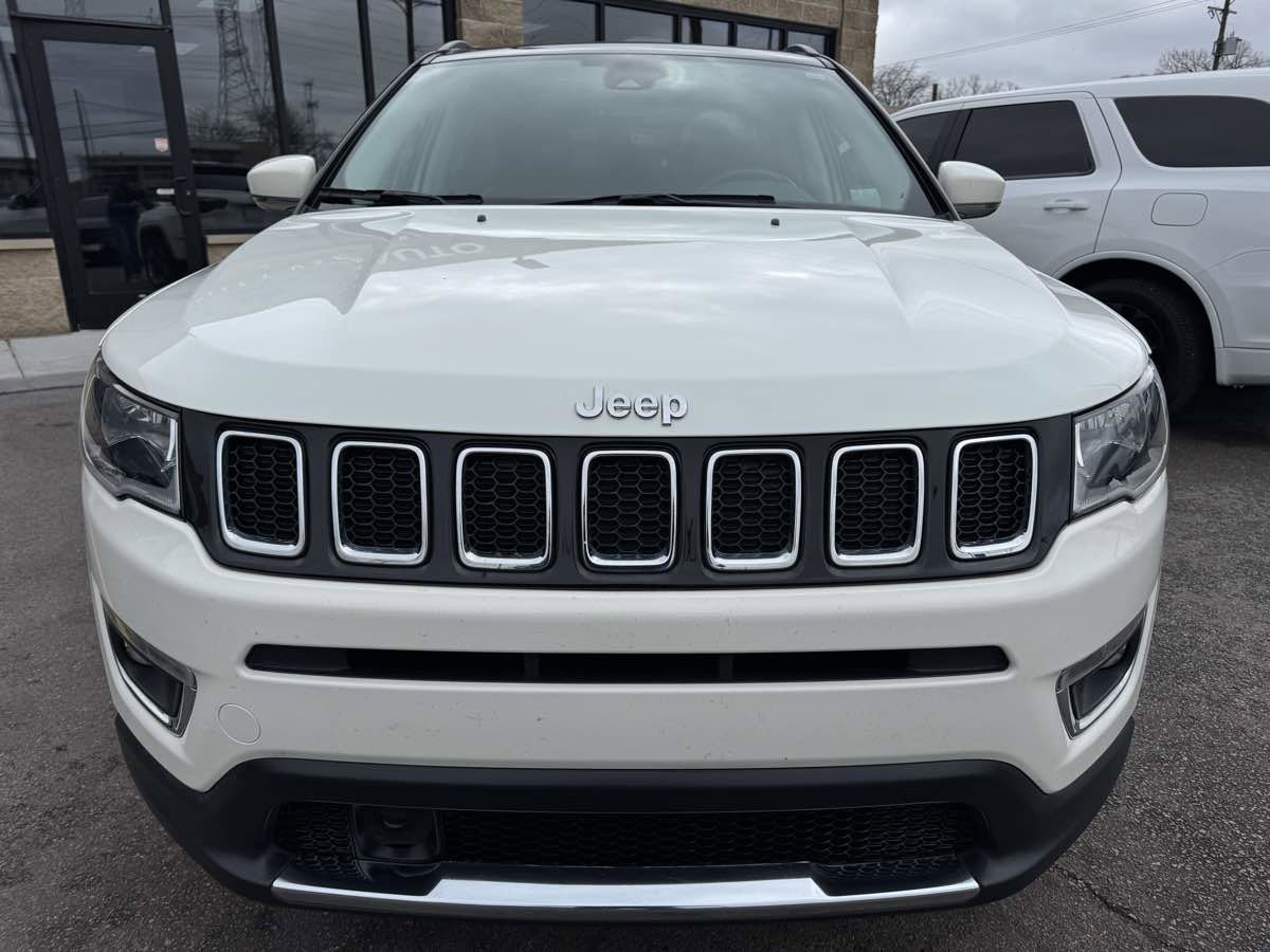Used 2021 Jeep Compass Limited w/ Sun and Sound Group AWD/4WD image 2