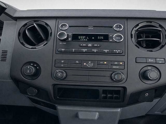 Used 2015 Ford F250 XL w/ Power Equipment Group AWD/4WD image 24