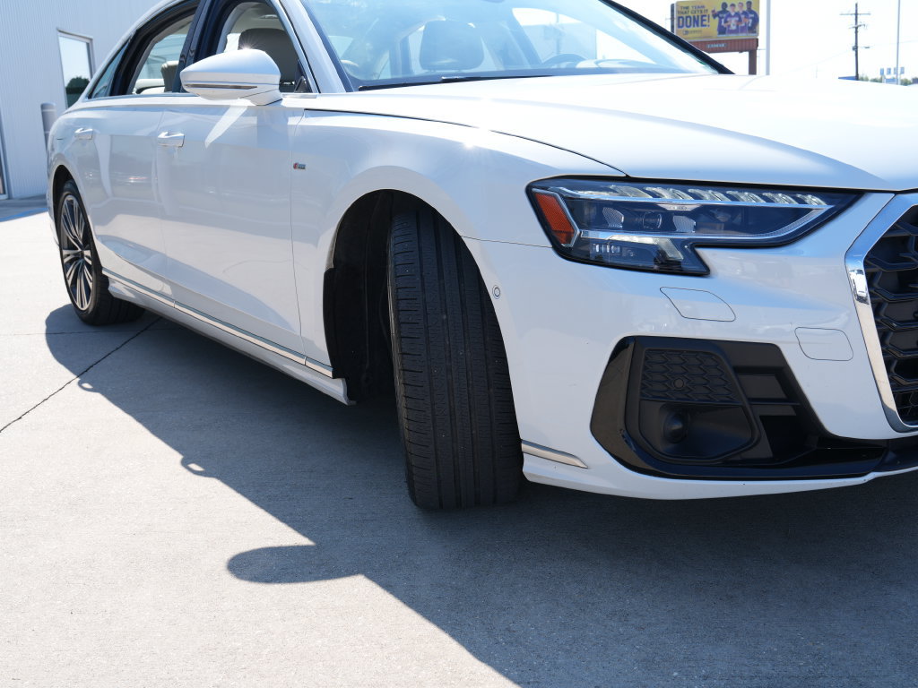 Used 2024 Audi A8 L 3.0T AWD/4WD image 10
