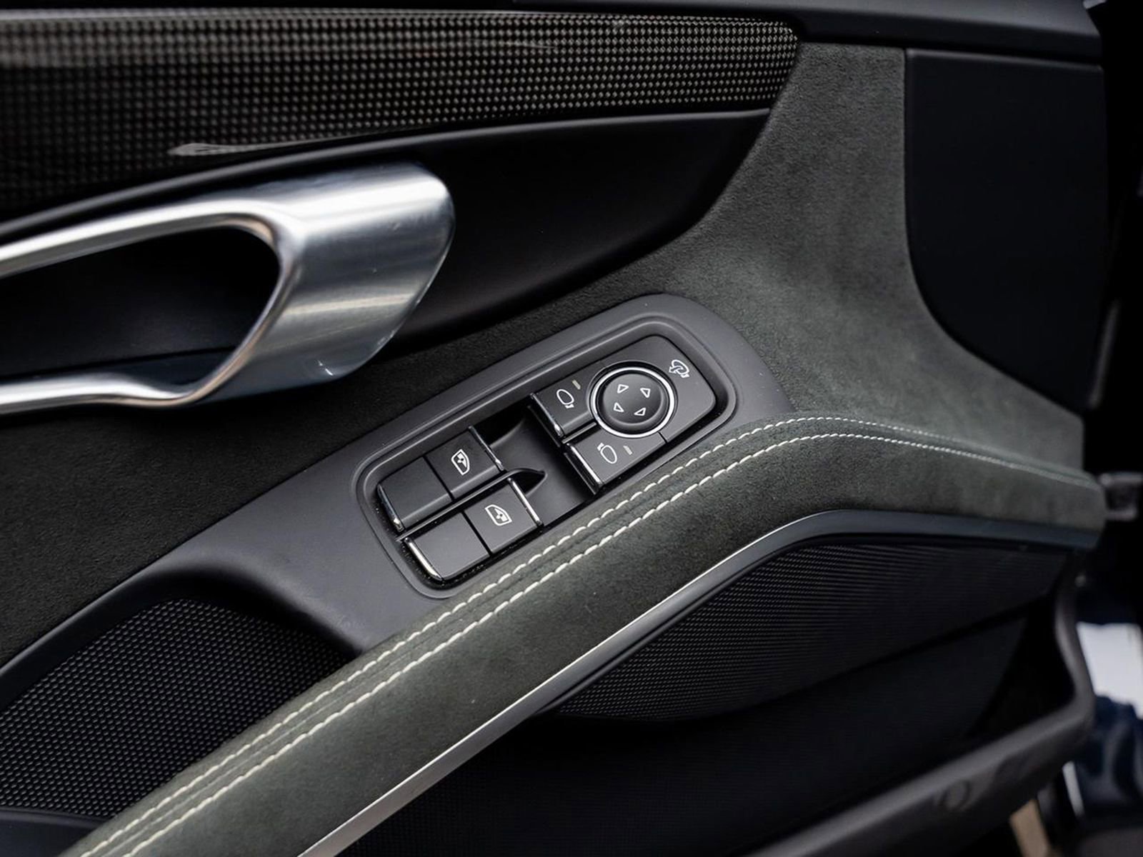 Used 2024 Porsche 718 Boxster GTS image 54