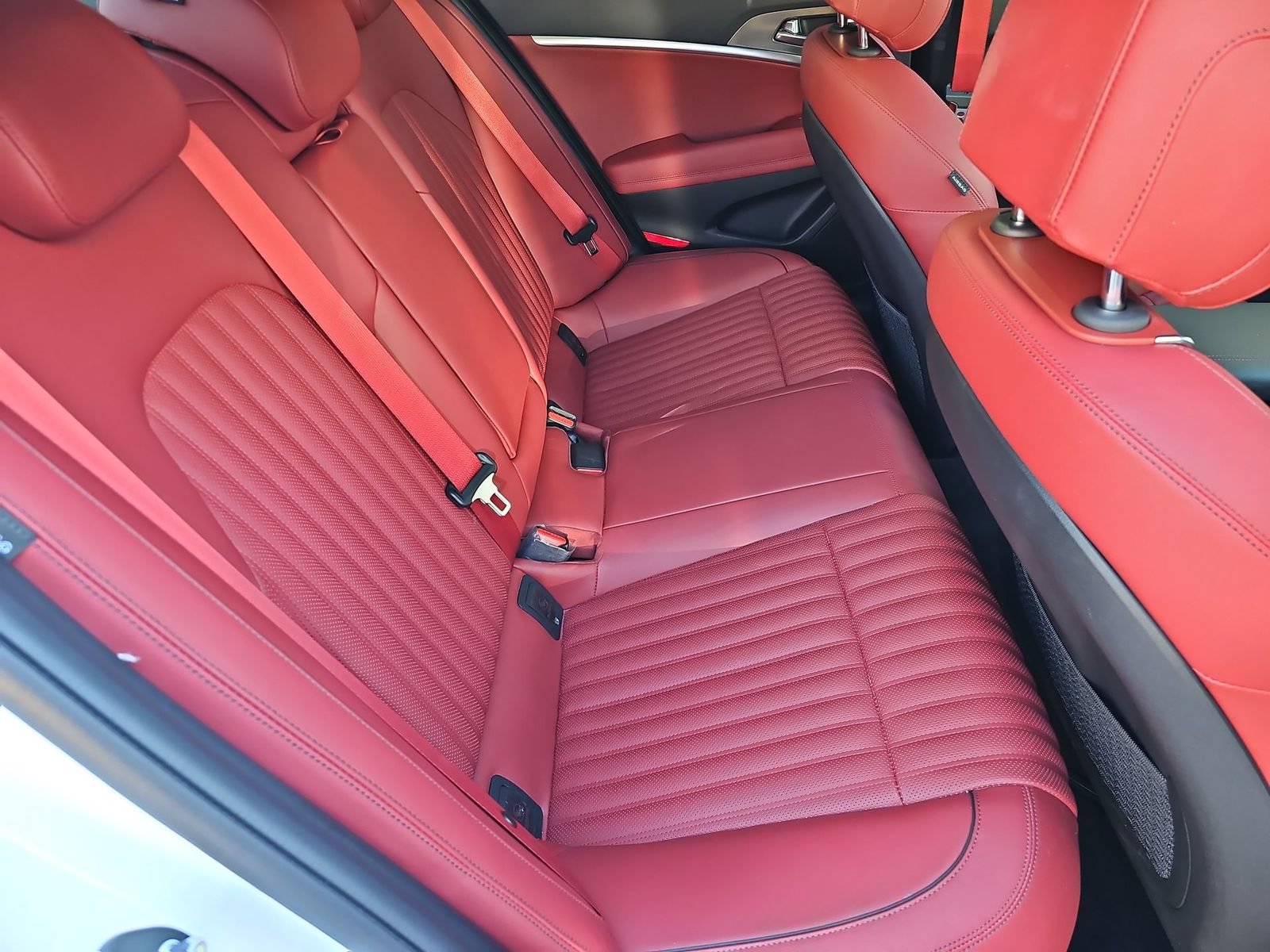 Certified 2026 Genesis G70 3.3T Sport Prestige RWD image 17