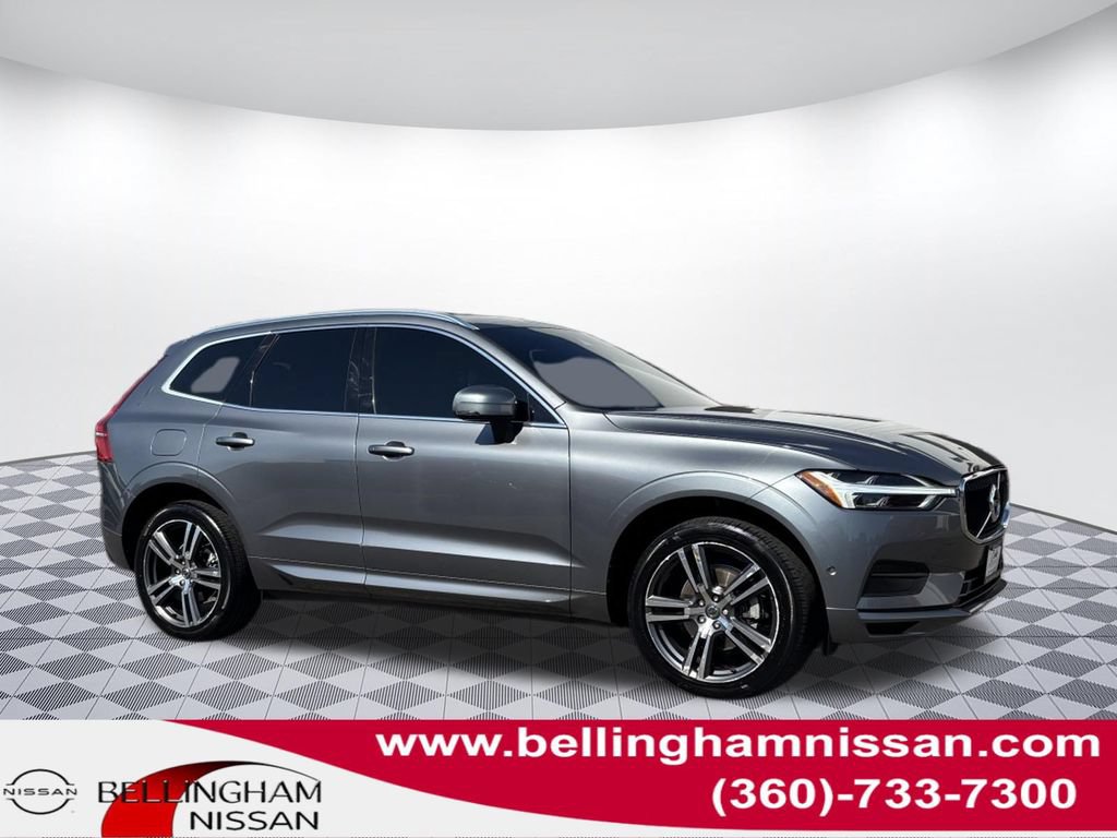 Used 2019 Volvo XC60 T5 Momentum w/ Premium Package