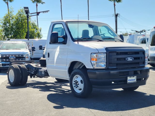 New 2026 Ford E-350 and Econoline 350 Super Duty w/ Ambulance Prep Package RWD image 19