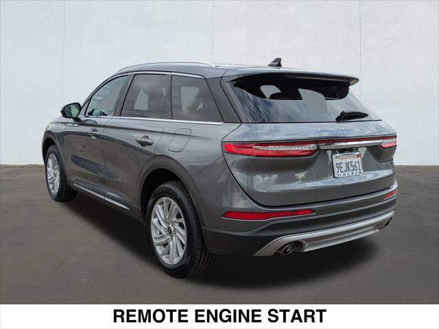 Used 2022 Lincoln Corsair FWD image 3