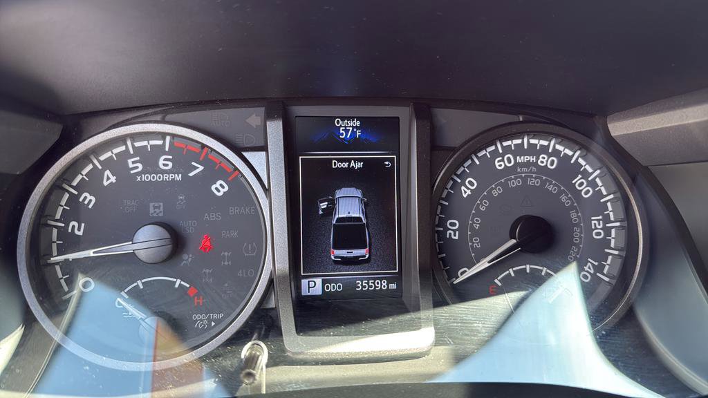 Used 2023 Toyota Tacoma TRD Sport w/ Technology Package AWD/4WD image 18