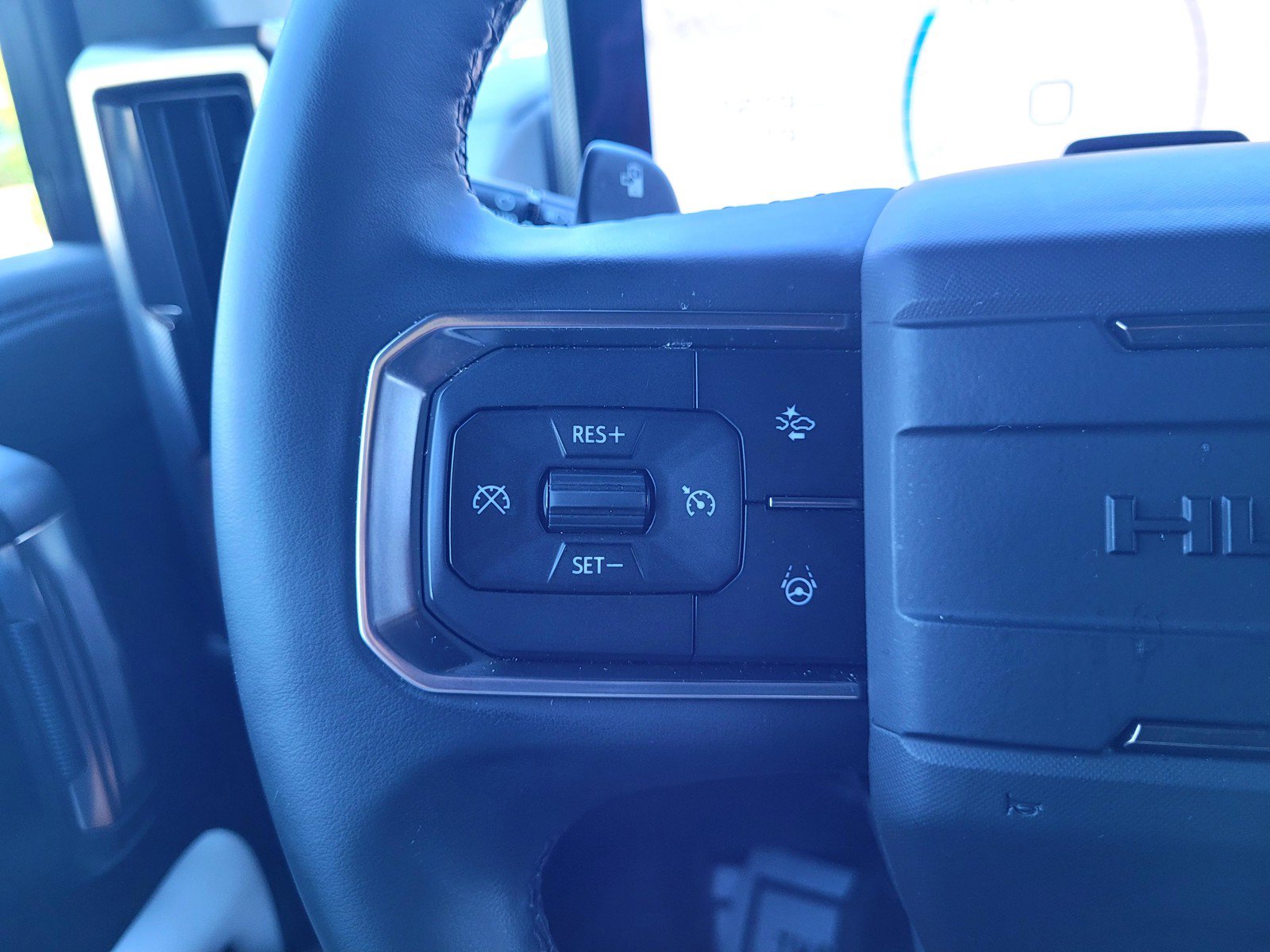 Used 2025 GMC Hummer EV 3X AWD/4WD image 26