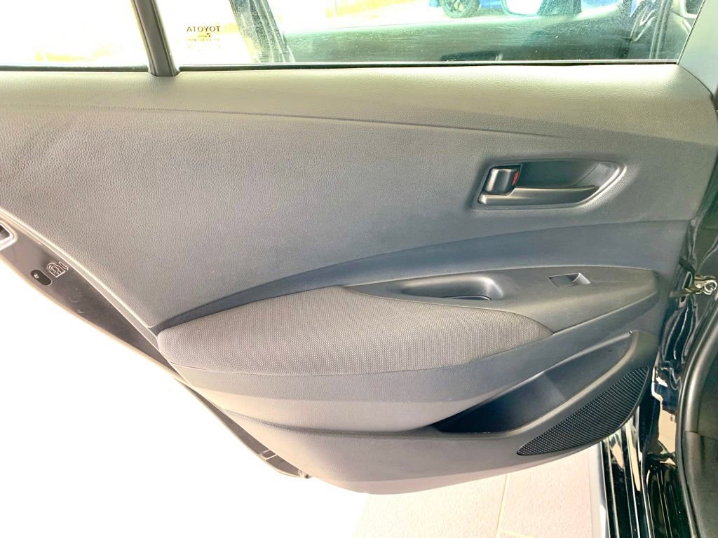 Used 2024 Toyota Corolla LE FWD image 17