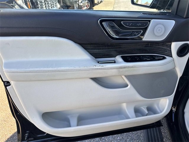 Used 2019 Lincoln Navigator L Black Label w/ Cargo Package image 25