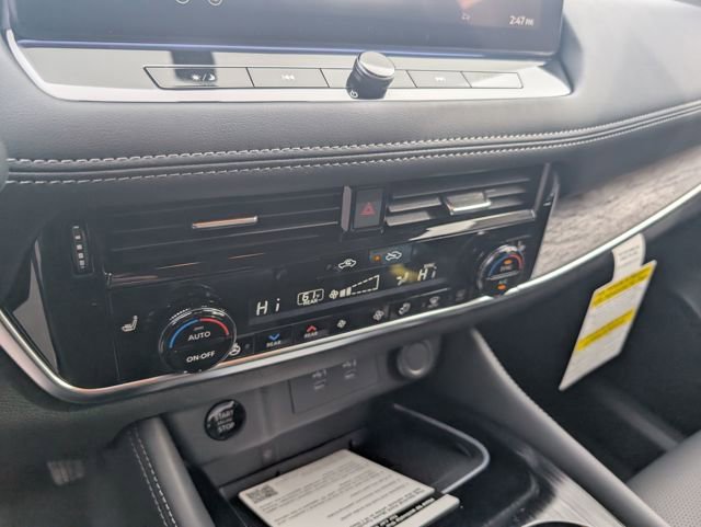 New 2026 Nissan Rogue Platinum image 21