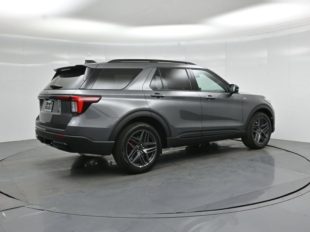 New 2026 Ford Explorer ST-Line w/ ST-Line Street Pack RWD image 26