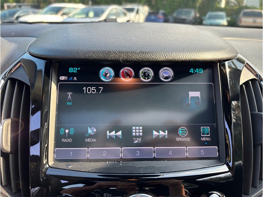 Used 2017 Chevrolet Cruze Premier FWD image 25
