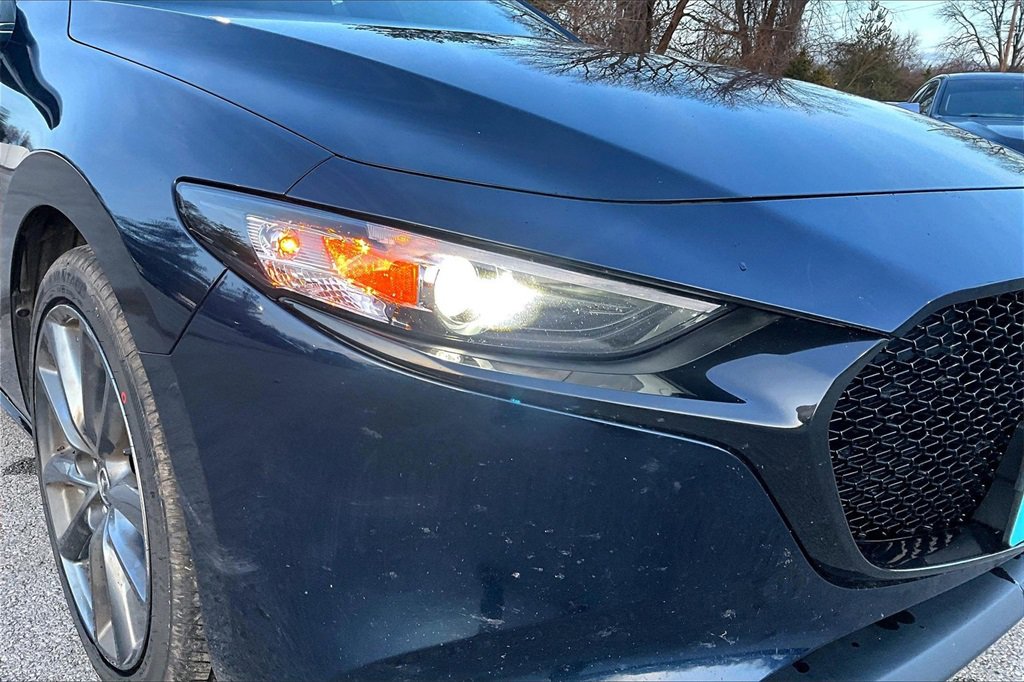 Used 2023 MAZDA MAZDA3 s image 28