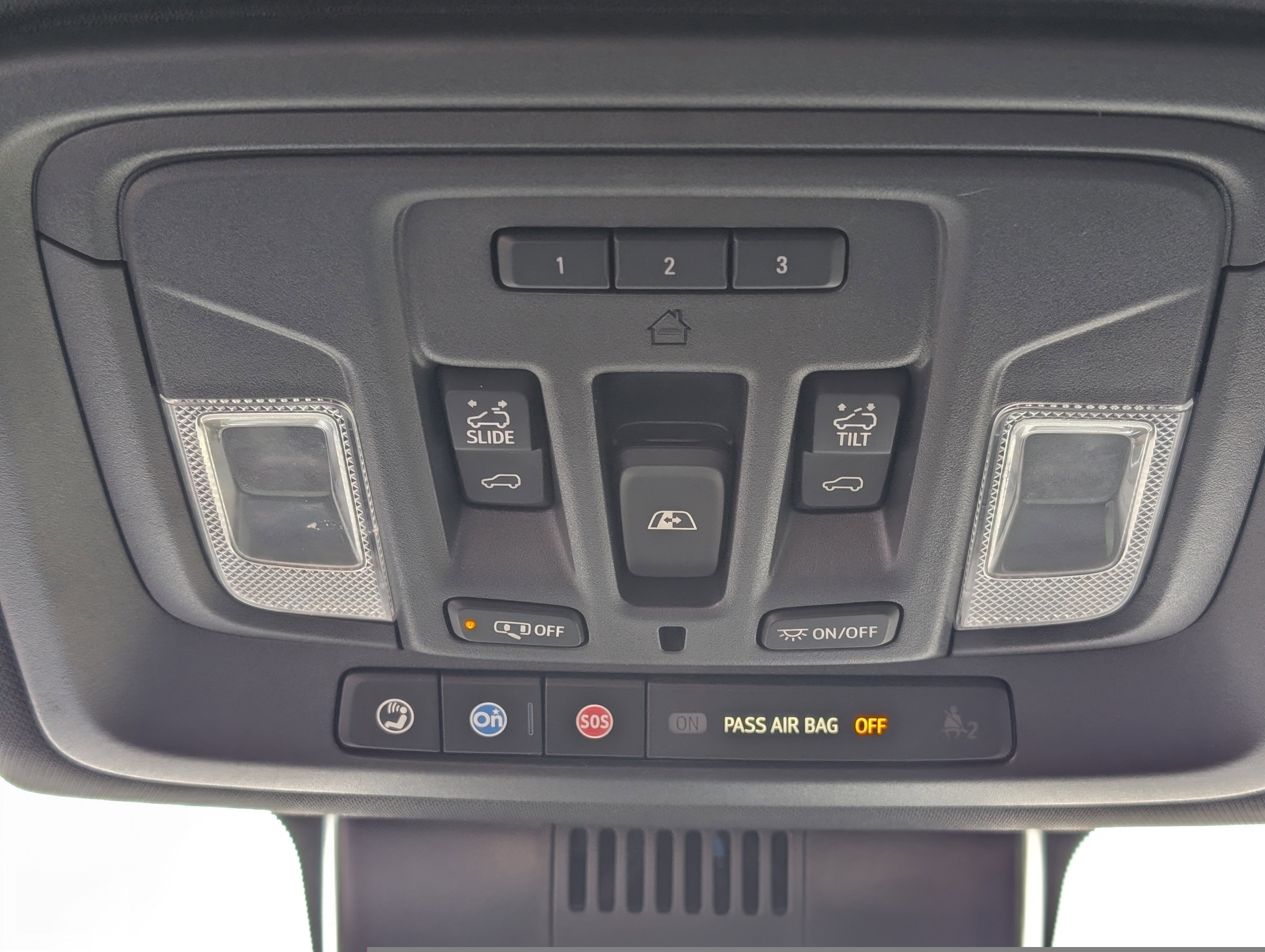 Used 2025 GMC Sierra 2500 AT4 w/ AT4 Premium Plus Package image 29