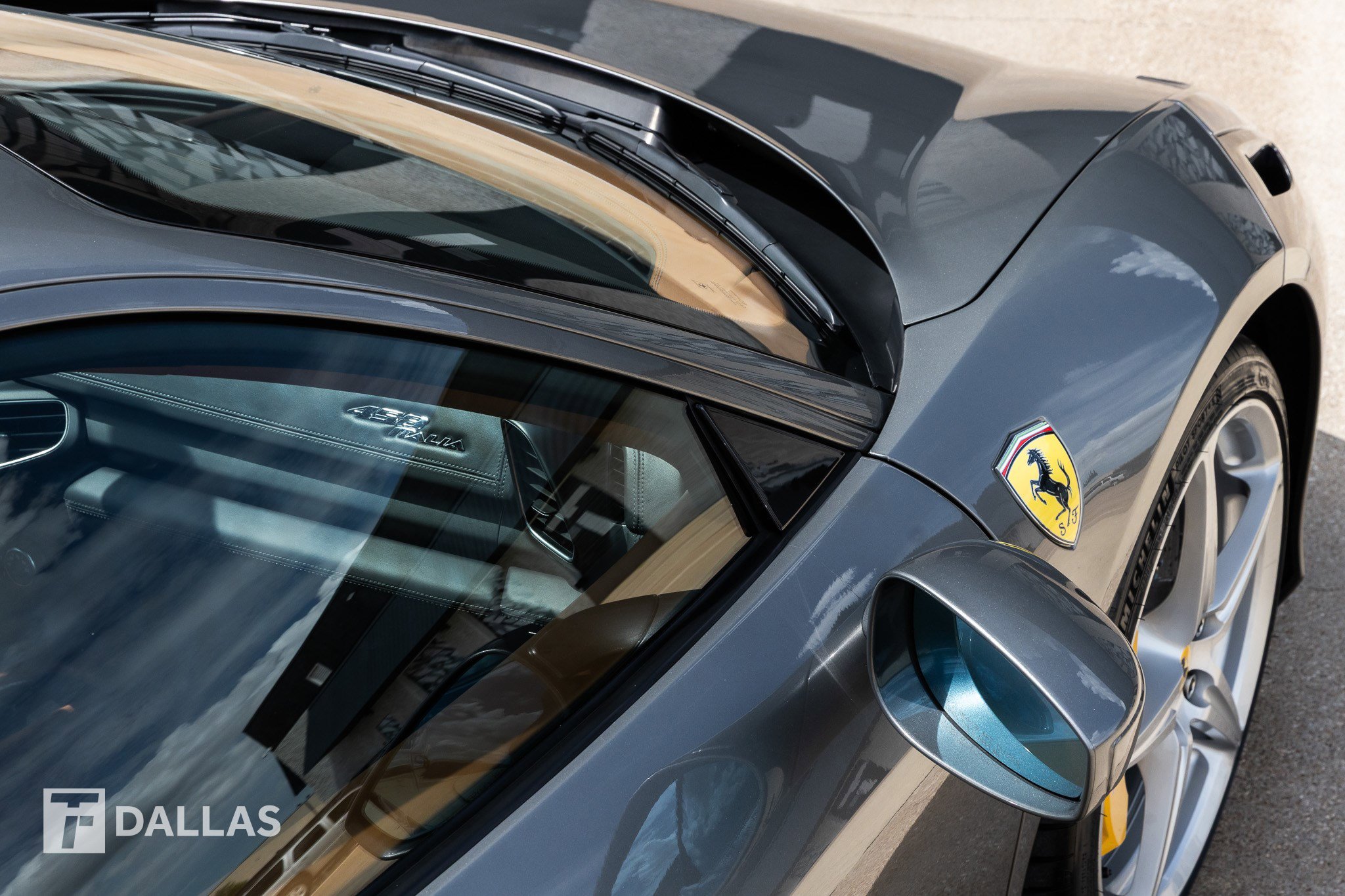 Used 2011 Ferrari 458 Italia Coupe RWD image 19