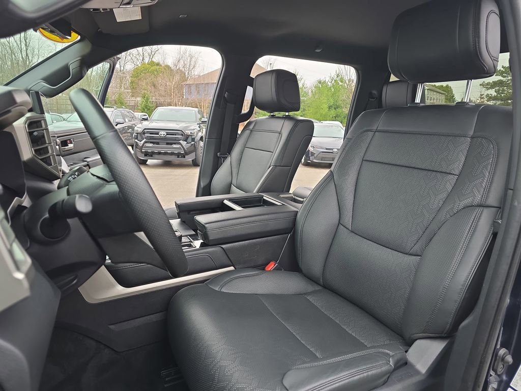 Used 2025 Toyota Tundra Limited w/ TRD Off-Road Package image 17
