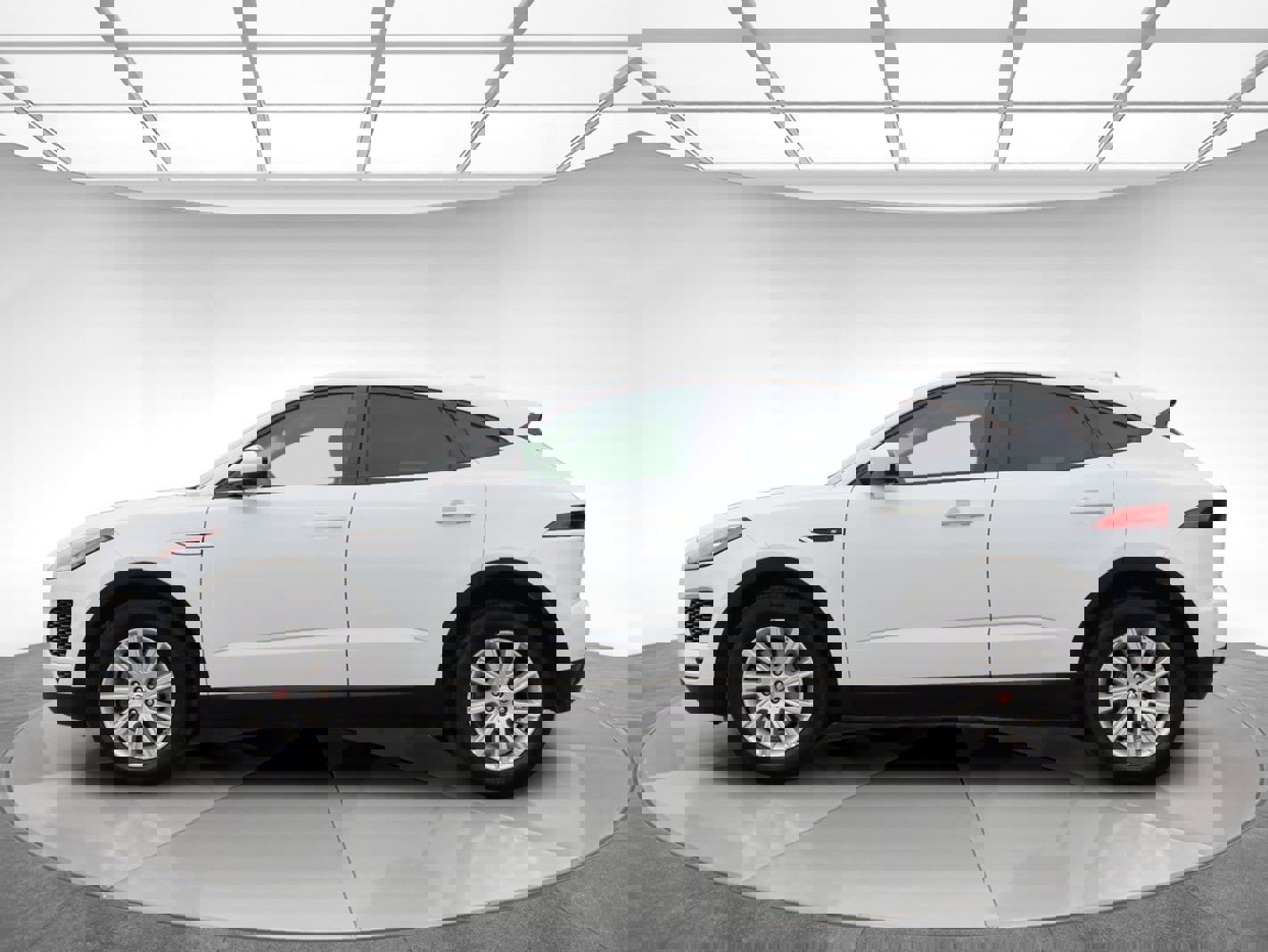 Used 2019 Jaguar E-PACE S image 5