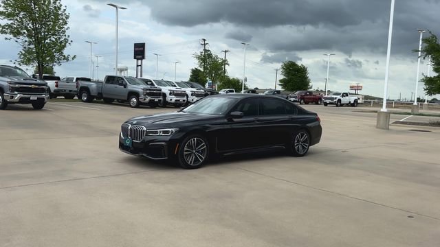 Used 2020 BMW 750i xDrive w/ Executive Package image 4