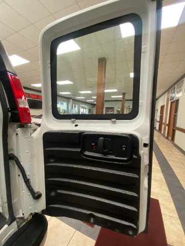 Used 2022 Chevrolet Express 3500 Extended w/ Driver Convenience Package RWD image 10