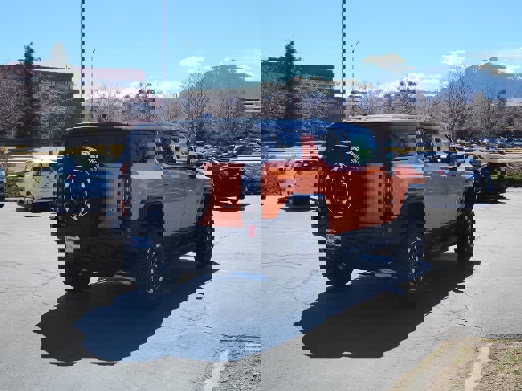 New 2024 GMC Hummer EV 2X w/ Extreme Off-Road Package image 3