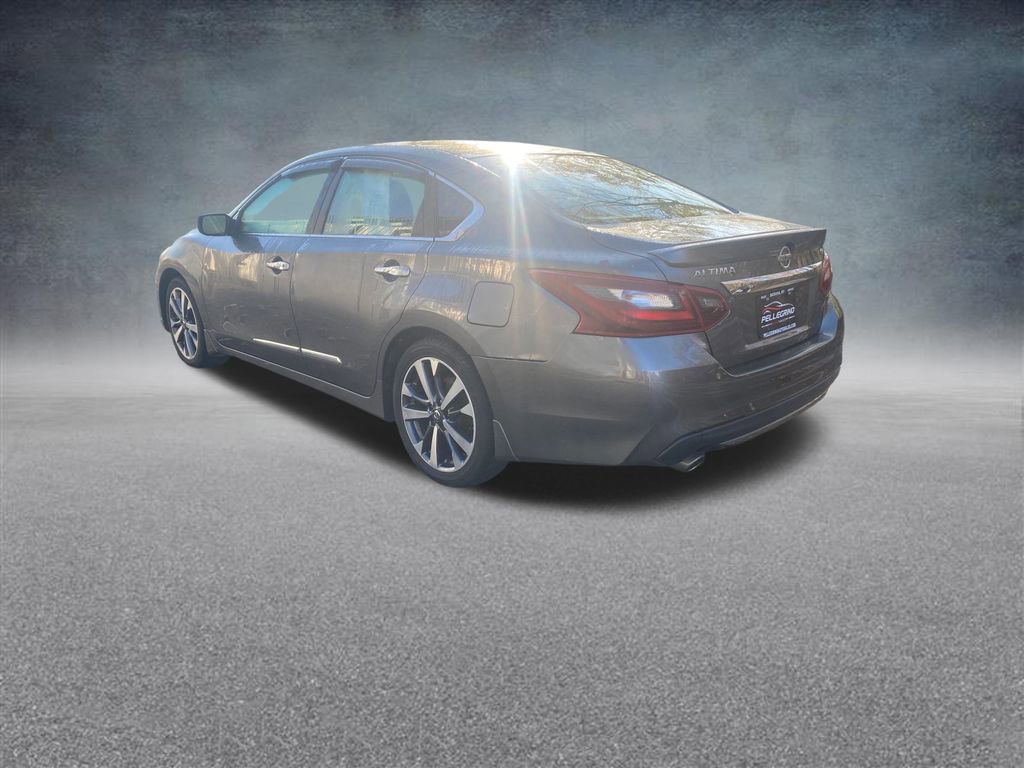 Used 2017 Nissan Altima 2.5 SR image 3