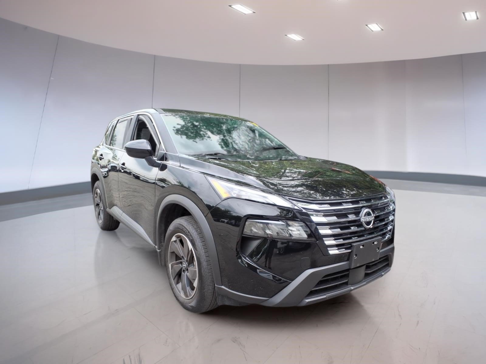 Used 2026 Nissan Rogue SV