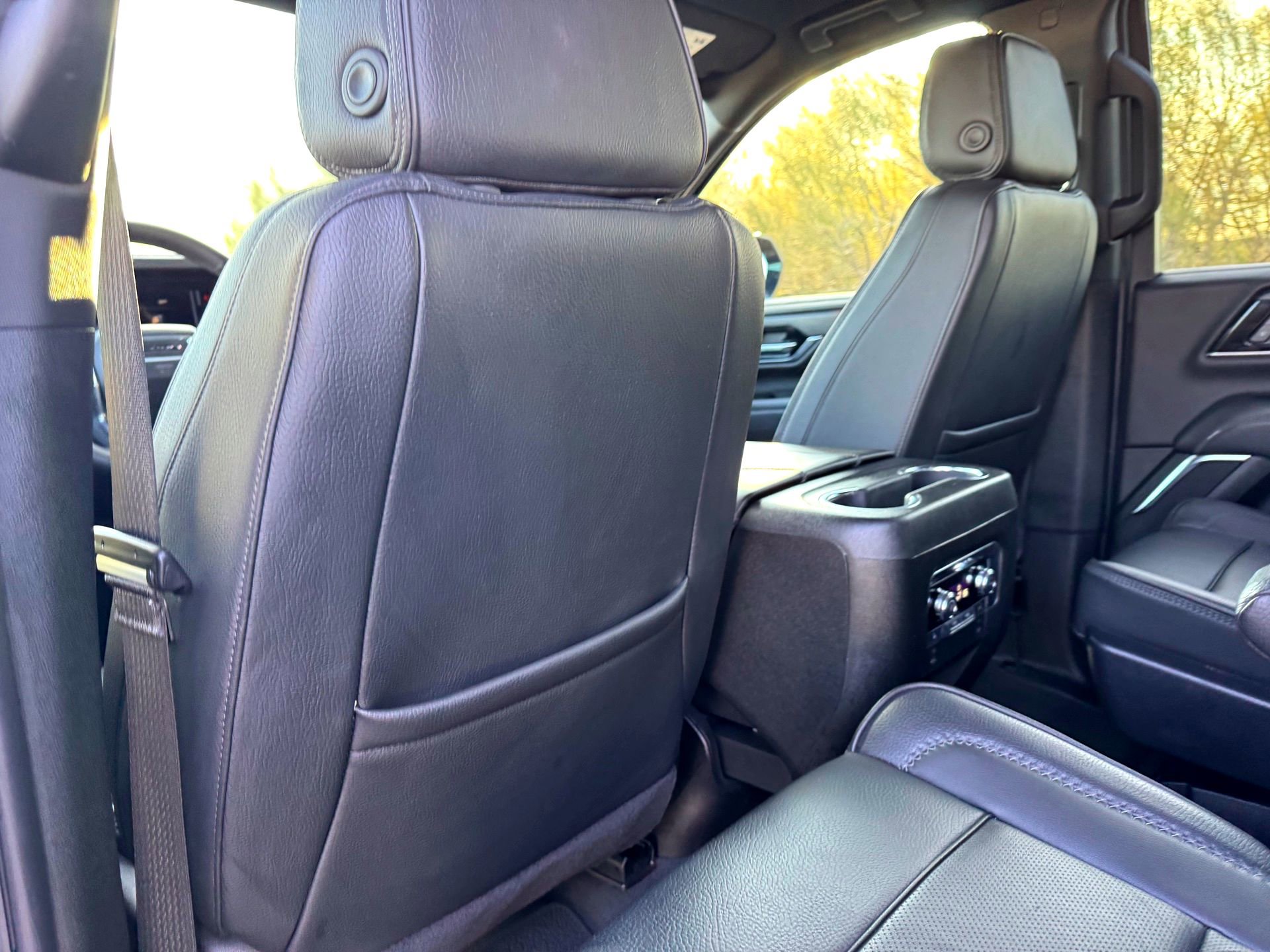 Used 2025 GMC Yukon Denali image 21