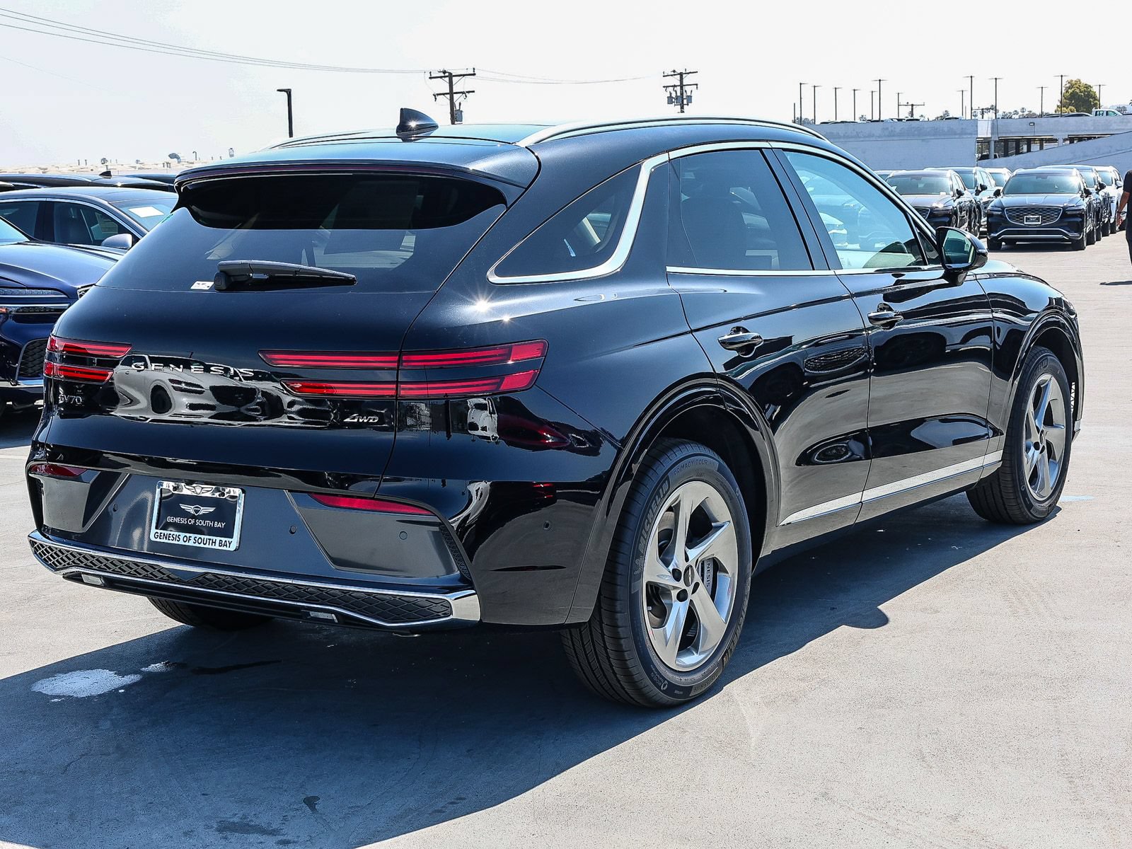 Used 2026 Genesis GV70 2.5T Advanced AWD/4WD image 4