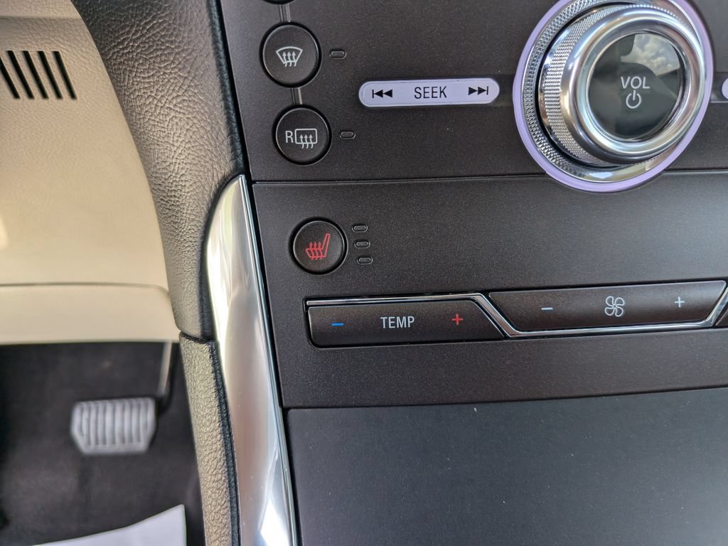 Used 2020 Ford Edge Titanium FWD image 26