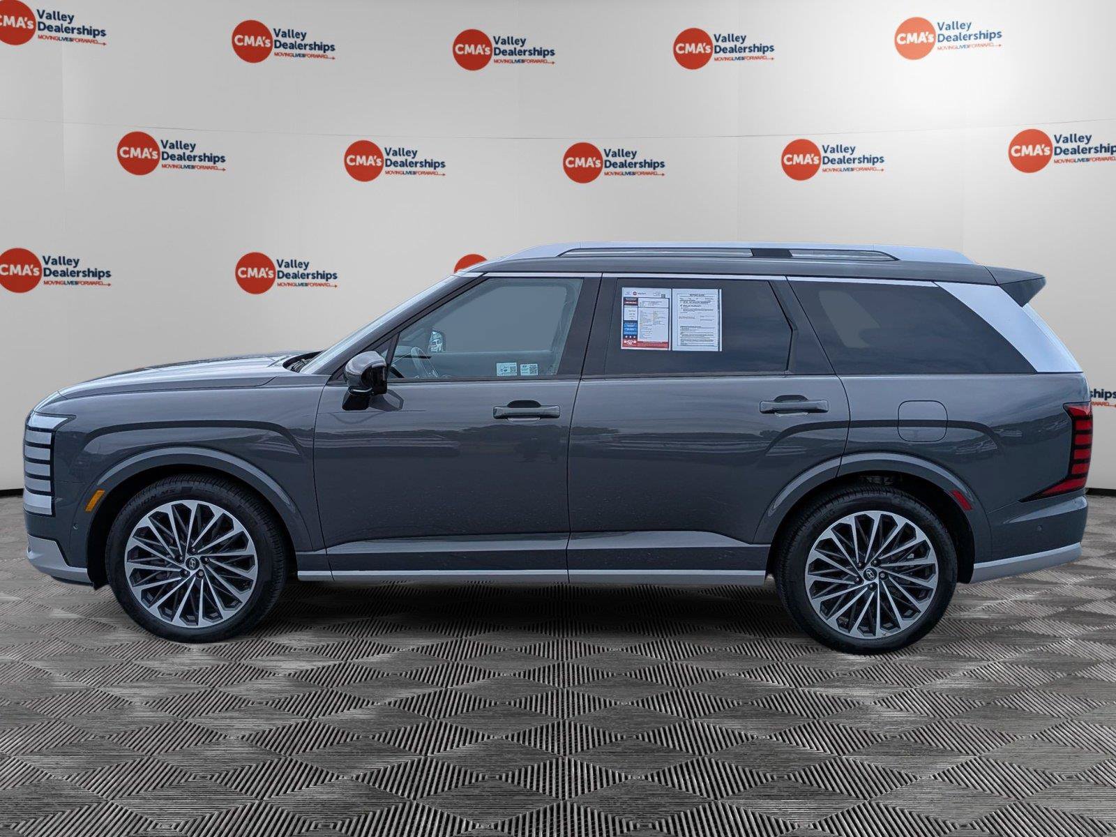 Used 2026 Hyundai Palisade Calligraphy FWD image 8