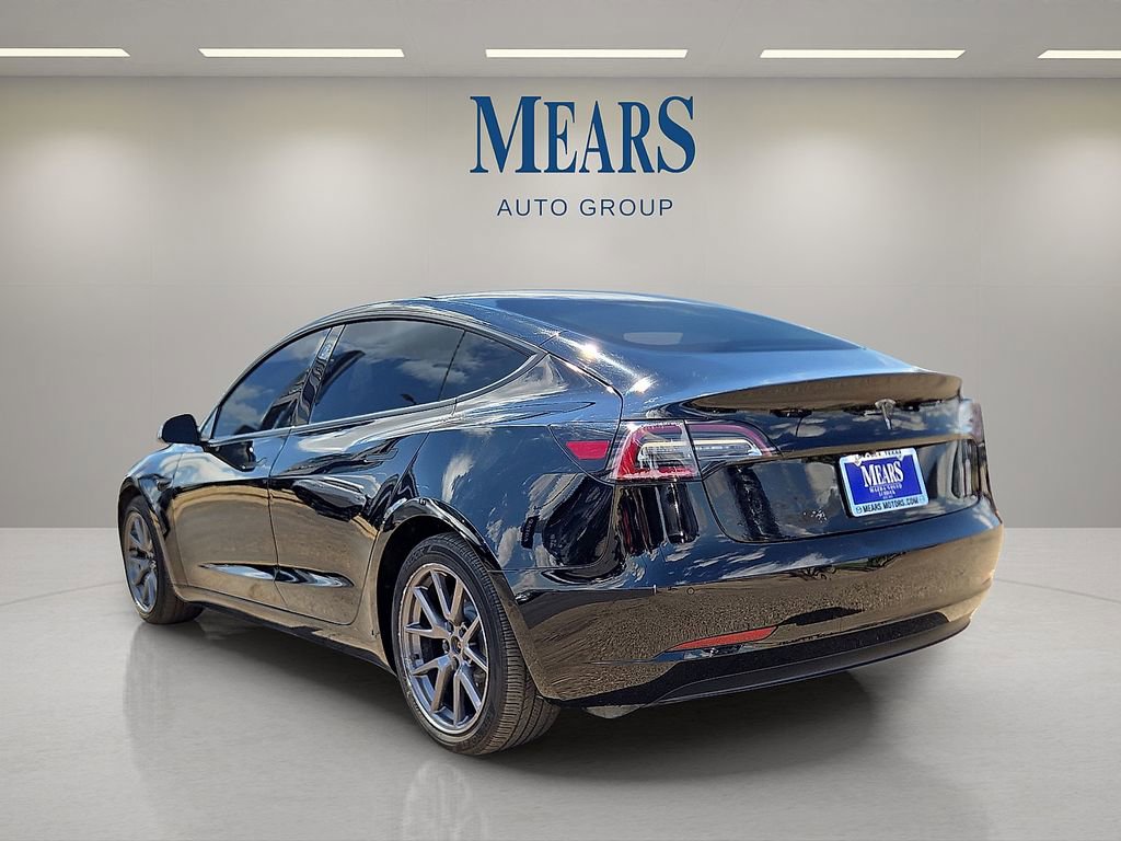 Used 2021 Tesla Model 3 Standard Range Plus image 2
