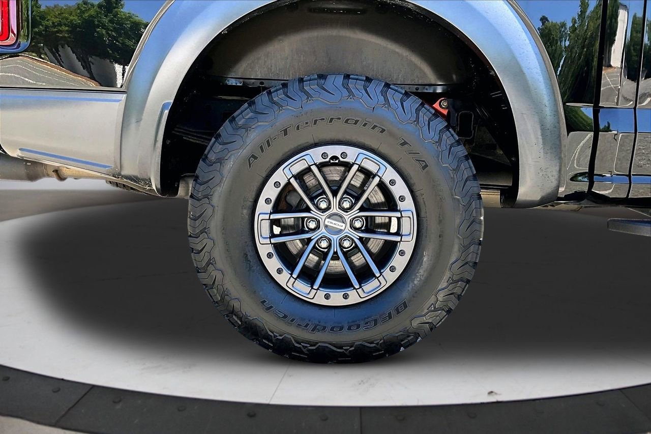 Used 2019 Ford F150 Raptor w/ Equipment Group 802A Luxury AWD/4WD image 37
