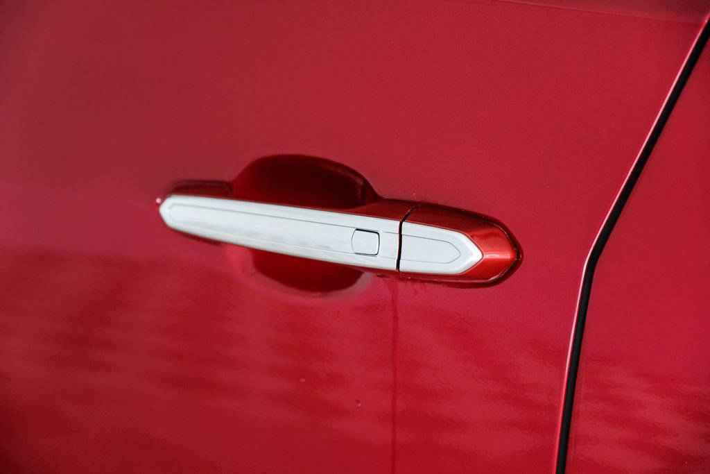 Used 2018 Cadillac CTS Luxury image 38