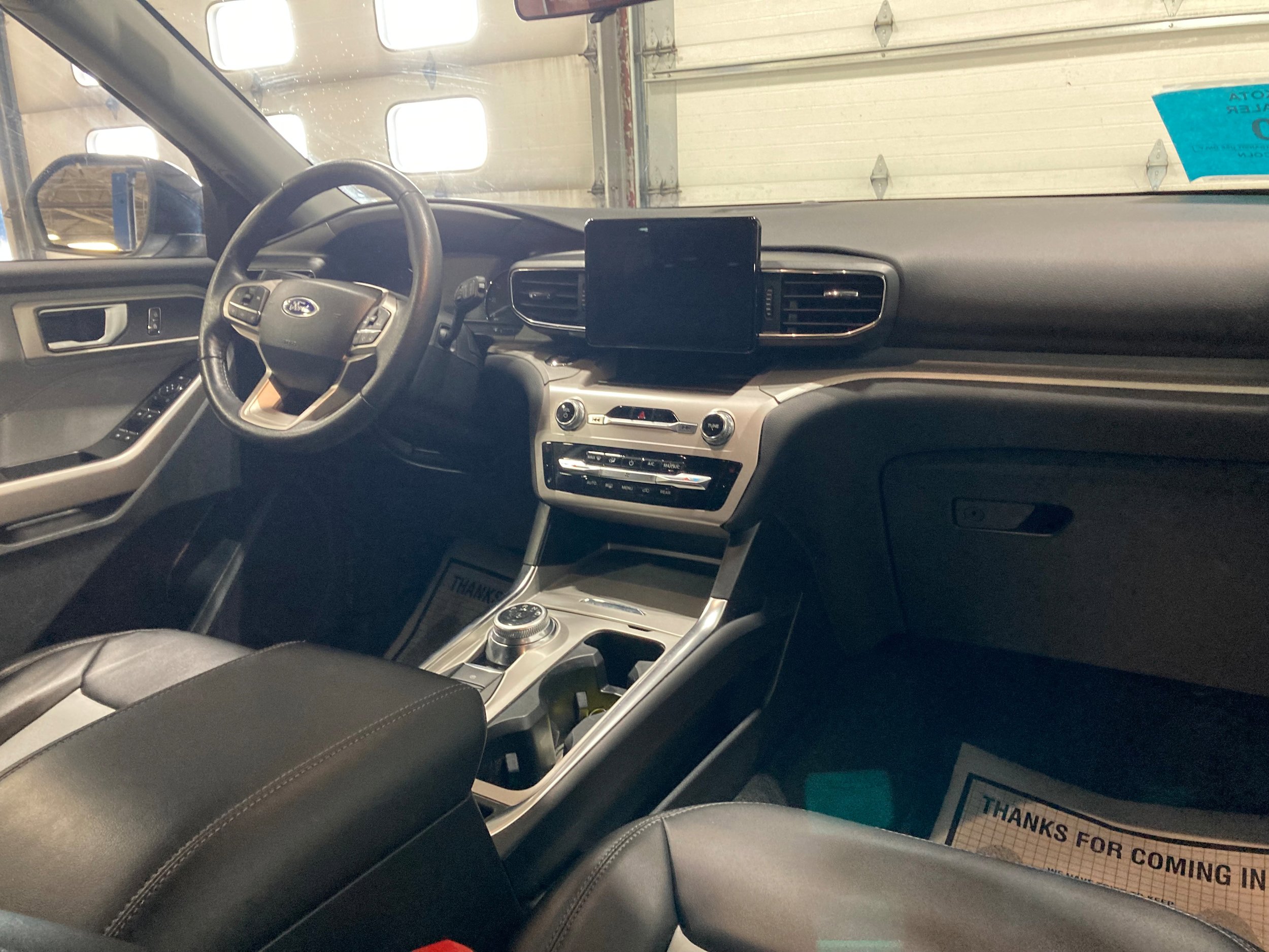 Used 2023 Ford Explorer XLT w/ Equipment Group 202A image 11