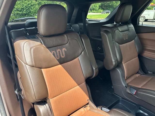 Used 2021 Ford Explorer King Ranch w/ Premium Technology Package AWD/4WD image 31