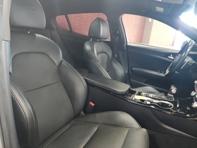 Used 2022 Kia Stinger GT-Line image 30