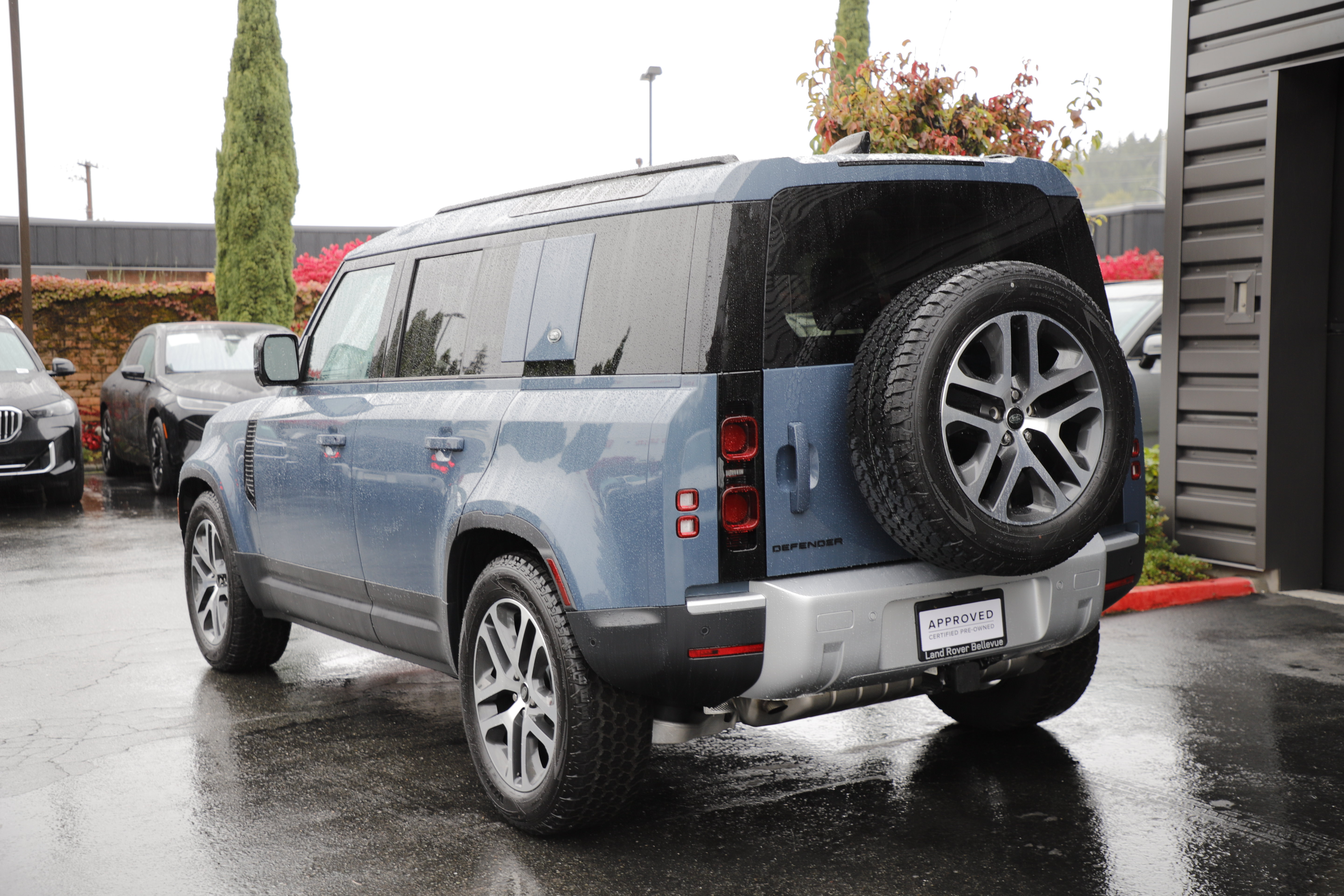 Certified 2024 Land Rover Defender 110 S AWD/4WD image 8