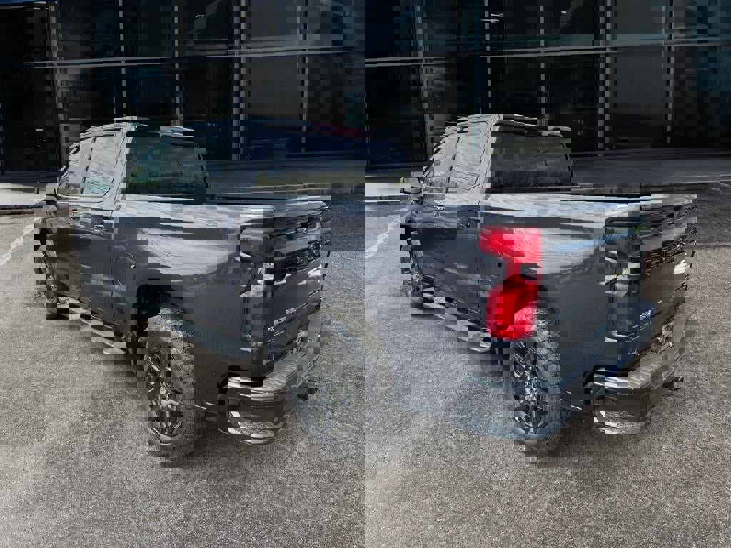 Used 2023 Chevrolet Silverado 1500 RST w/ Z71 Off-Road Package image 5