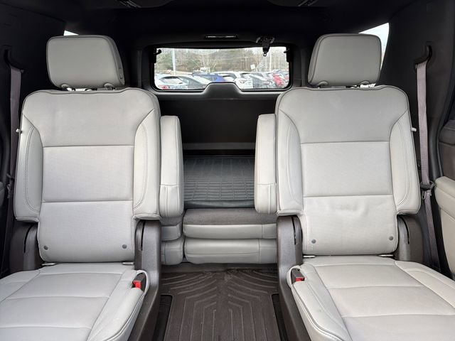 Used 2022 GMC Yukon SLT w/ SLT Premium Package image 35