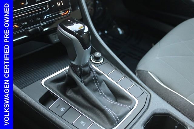 Used 2025 Volkswagen Jetta Sport image 34