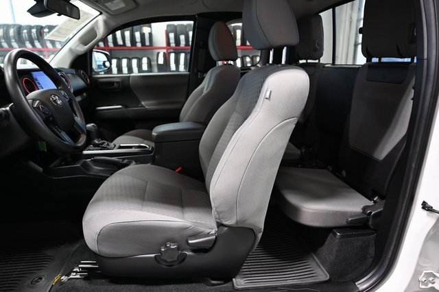 Used 2022 Toyota Tacoma SR image 9