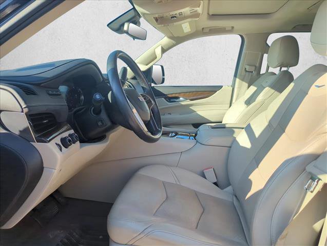 Used 2020 Cadillac Escalade ESV Premium Luxury AWD/4WD image 9